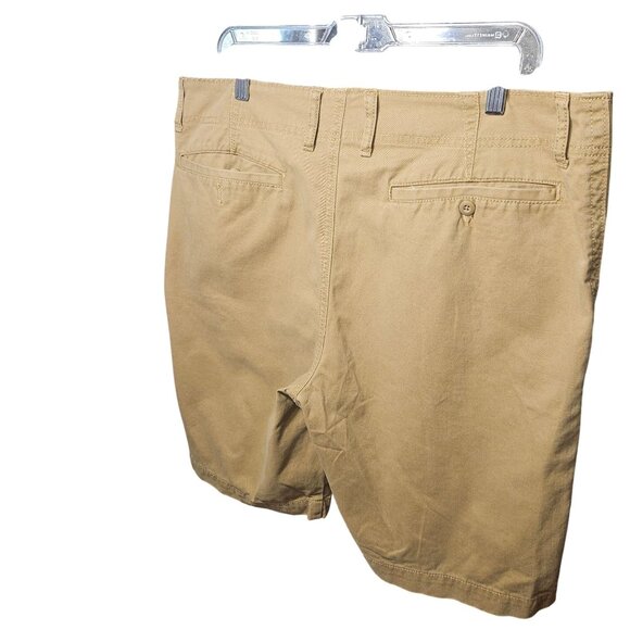 Old Navy Mens Broken-In Khaki Shorts Classic Length Size 38 - Picture 4 of 5